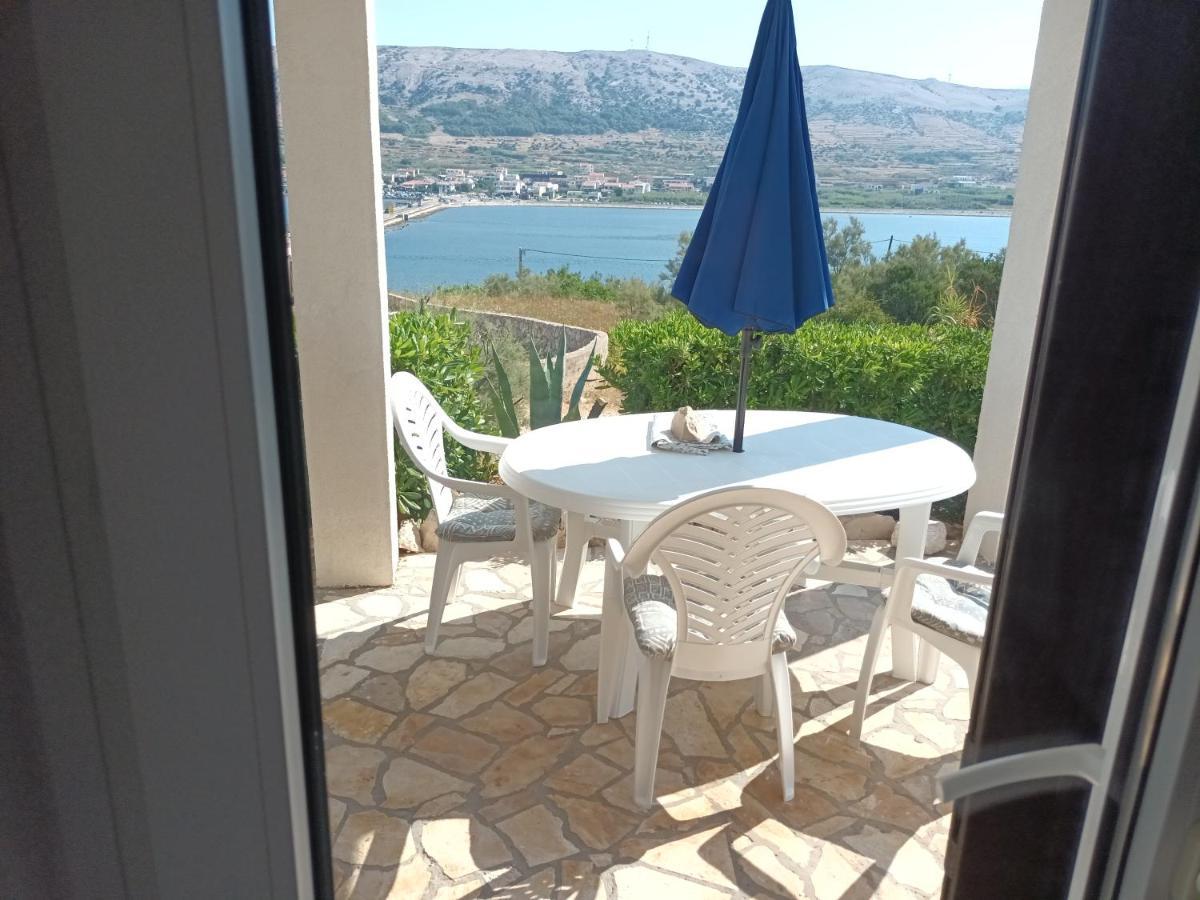 Apartments Verica Паг Экстерьер фото