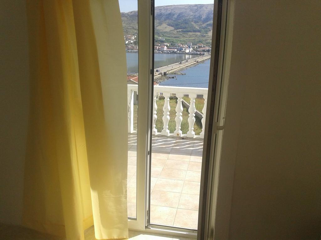 Apartments Verica Паг Экстерьер фото