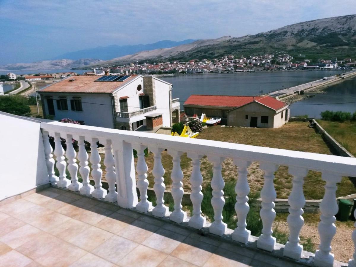 Apartments Verica Паг Экстерьер фото